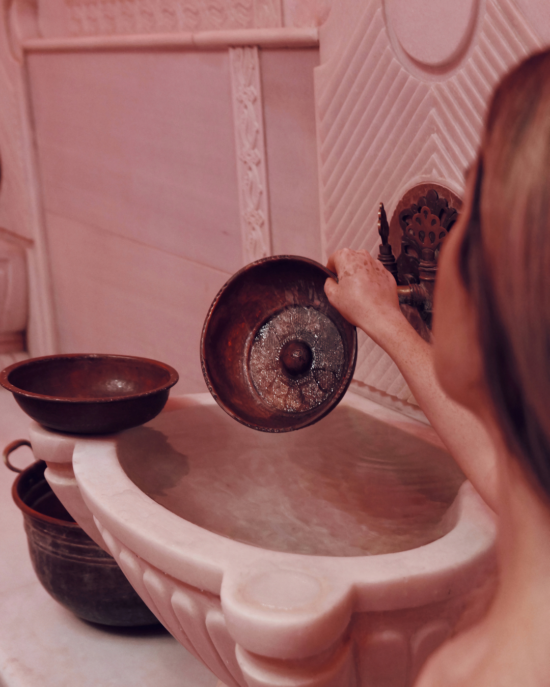 ORIENTAL RELAXATION WITH DAMASCUS ROSE